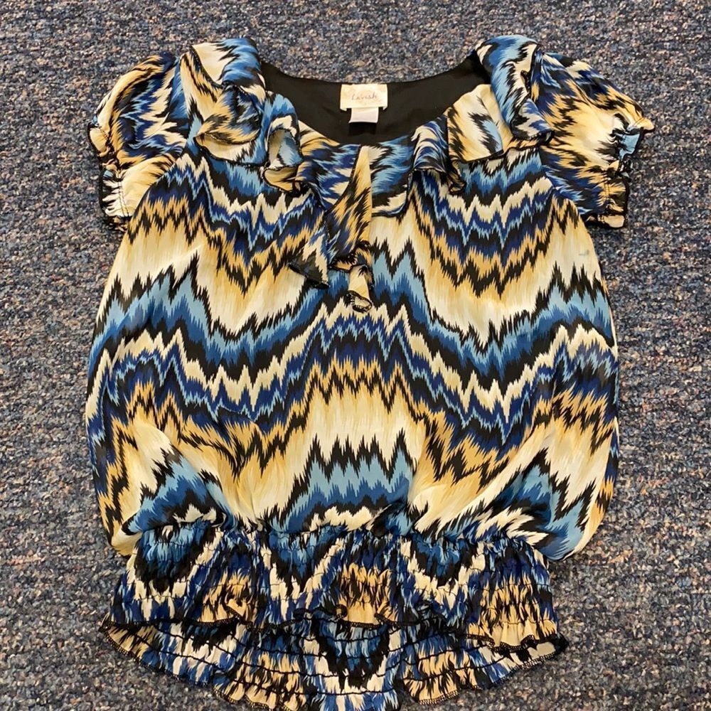 Lavish Lined Ruffle Top sz. S